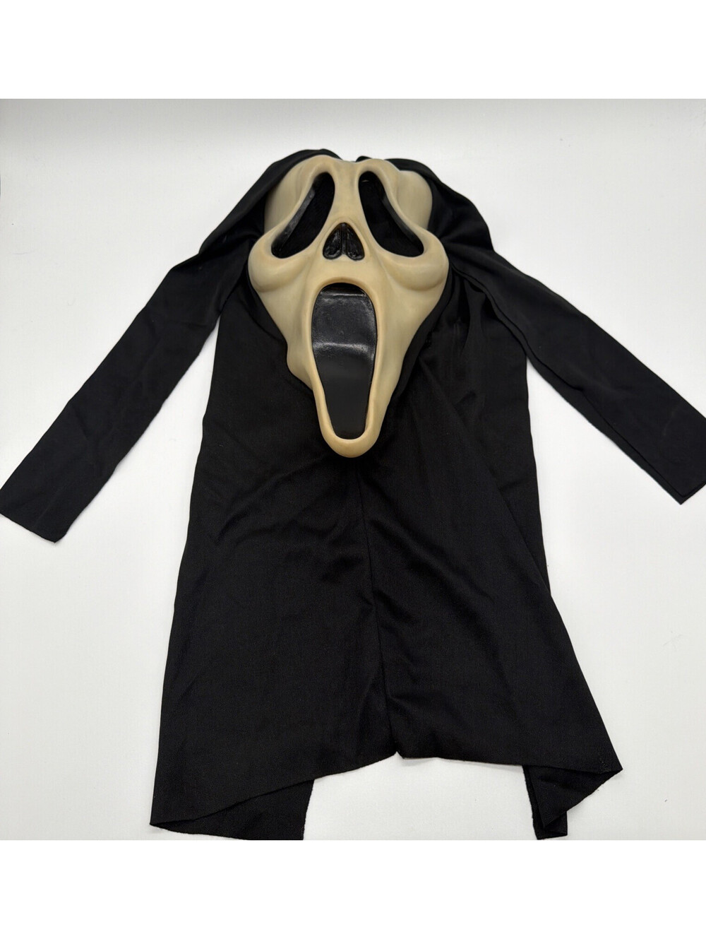 Vintage Scream Ghostface Mask Easter Unlimited EU Stamp Glow 9206WAL 8511 Rare
